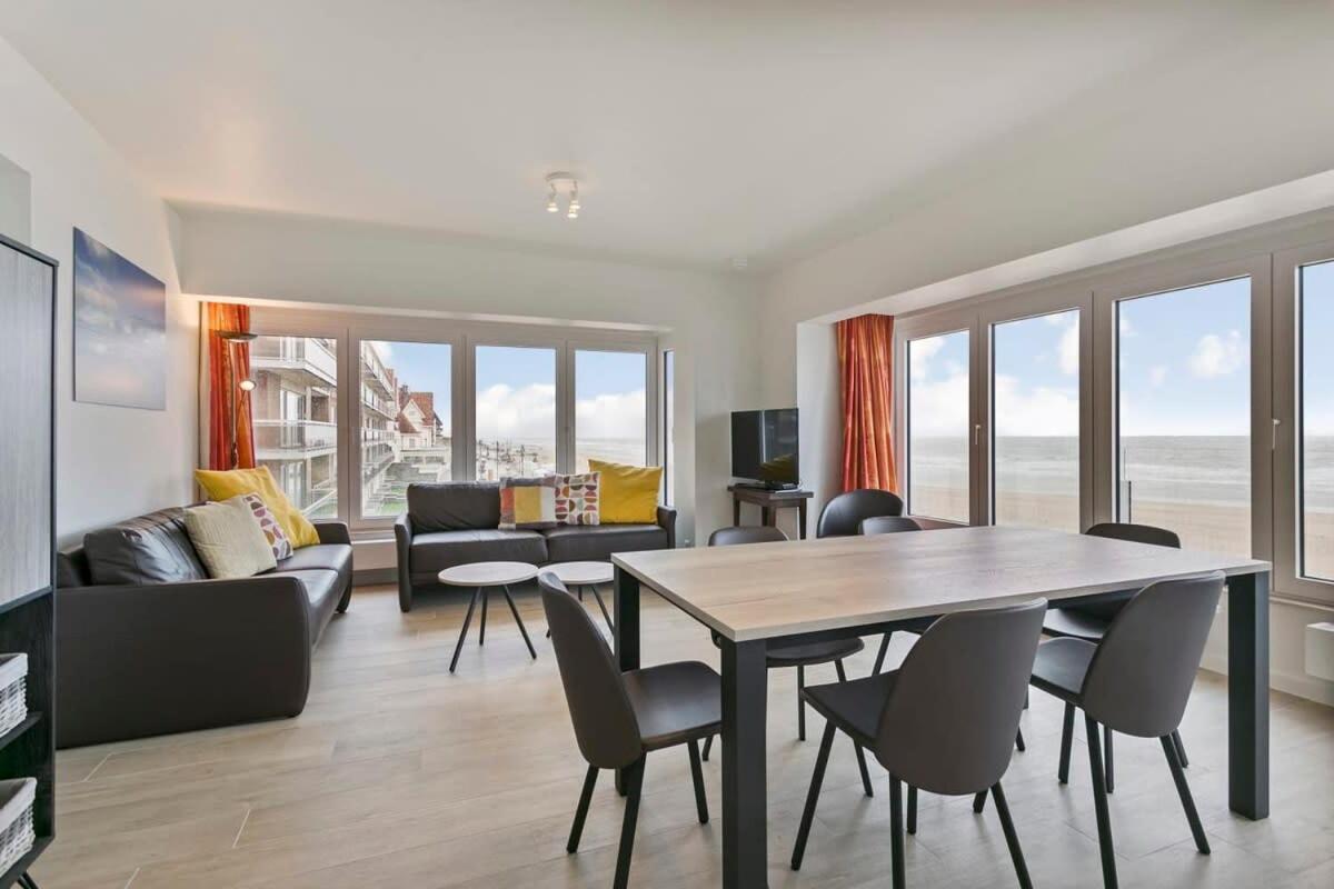 Huswell - Majestic Apartment With Breathtaking Sea View De Haan Eksteriør bilde